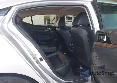 2018 Nissan Maxima 3.5 Platinum из США, поврежденный, VIN 1N4AA6AP1JC388670